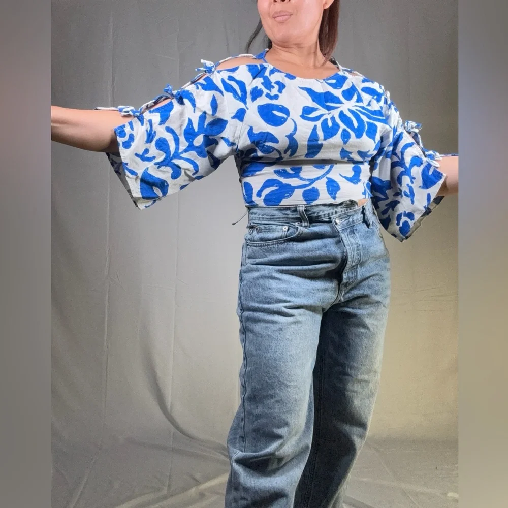 Zara Light Blue Relaxed Fit Jeans